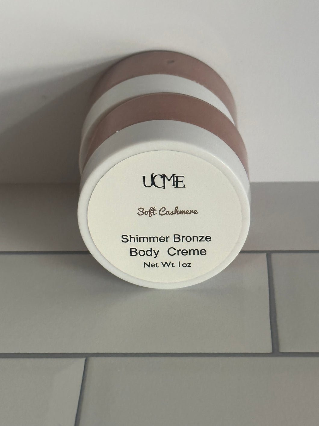 Soft Cashmere Shimmer Bronze Body Creme